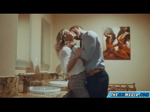 ❤️ Кад те прсата плавуша заведе у јавном тоалету ❤ Хард порно на sr.com-fullporner.ru ❌